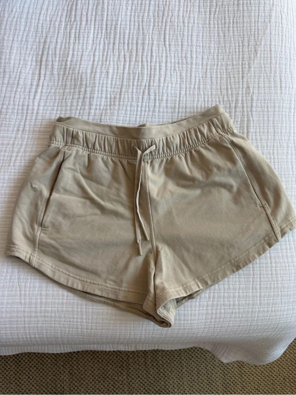 Lululemon Women’s Inner Glow HR Short 3” size 6 in color Mojave Tan